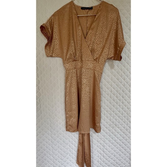 Silky Karen Millen Italian Jacquard Faux Wrap Luxe Mini Dress Pink Leopard Sz 2 - Picture 5 of 16